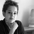 Die Designerin Laura Strasser