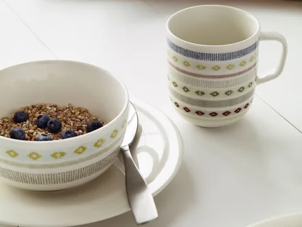 Design-Kaffeebecher der Sarjaton-Kollektion von Iittala