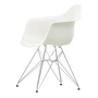 Vitra - Eames Plastic Armchair DAR, verchromt / weiss (Filzgleiter schwarz)