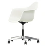 Vitra - Eames Plastic Armchair PACC, poliert / weiss, weiche Rollen (Hartboden)