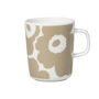 Marimekko - Oiva Unikko Becher mit Henkel 250 ml, weiss / beige
