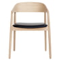 Andersen Furniture - AC2 Stuhl, Eiche weiss pigmentiert / Leder schwarz