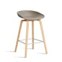 Hay - About A Stool AAS 32 H 75 cm, Eiche geseift / Edelstahl / khaki 2.0 (Filzgleiter)