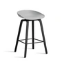HAY - About A Stool AAS 32 H 65 cm, Eiche schwarz lackiert / Stahl schwarz / concrete grey 2.0 (Kunststoffgleiter)