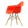 Vitra - Eames Plastic Armchair DAW RE, Ahorn gelblich / poppy red (Filzgleiter basic dark)