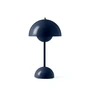 &Tradition - Flowerpot Akku Tischleuchte VP9 mit magnetischem Ladekabel, glänzend, stahlblau