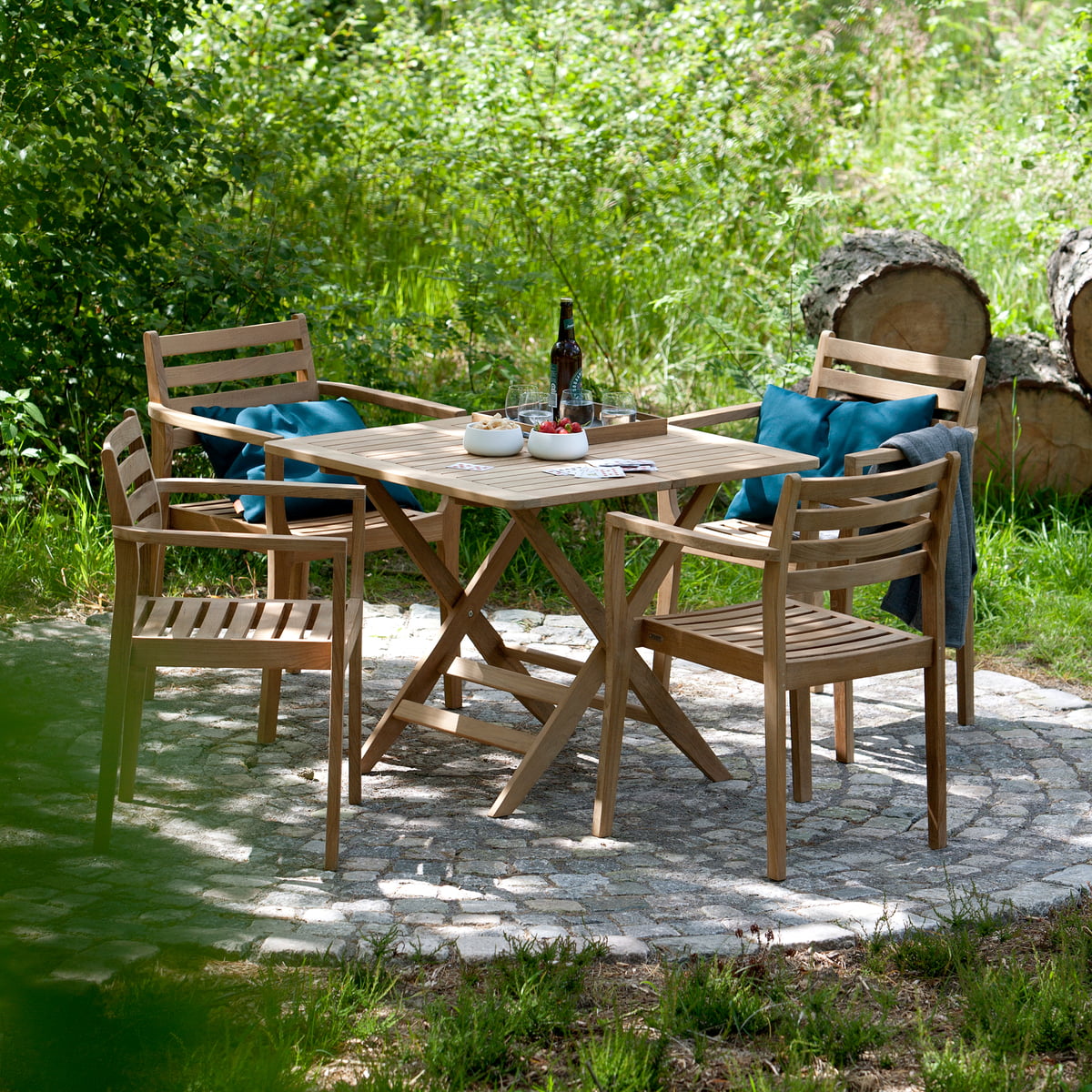 Teakholz PflegeTipps für deine Gartenmöbel Connox