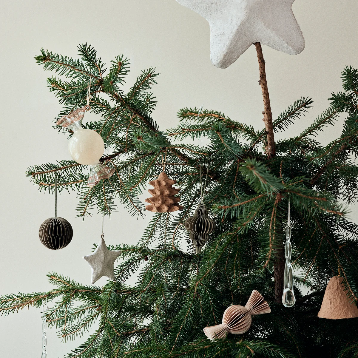 Christmas Pulp Deko-Anhänger von Broste Copenhagen