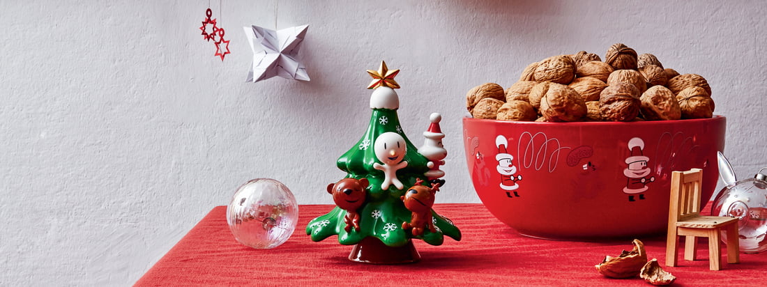 Die Weihnachtsfiguren von A di Alessi verbreiten weihnachtliche Stimmung und bringen der modernen Welt die klassischen Porzellan- und Weihnachtsfiguren näher.