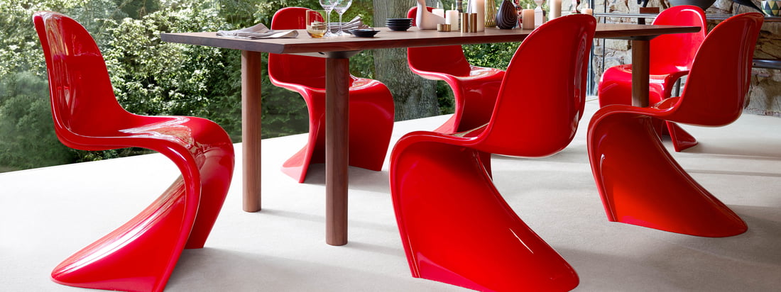 Ende der 90er Jahre entstand in Zusammenarbeit mit Verner Panton die letzte von ihm autorisierte Version des Stuhles, den wir heute als Design-Ikone kennen.