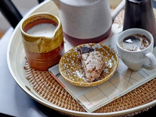 Bloomingville - Taupe Espresso-Tasse, crémeweiss