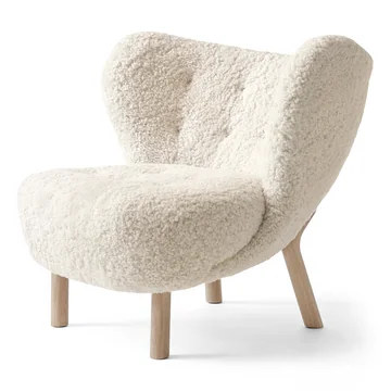Little Petra VB1 Lounge Chair von &Tradition in Eiche weiss geölt / Schaffell Moonlight