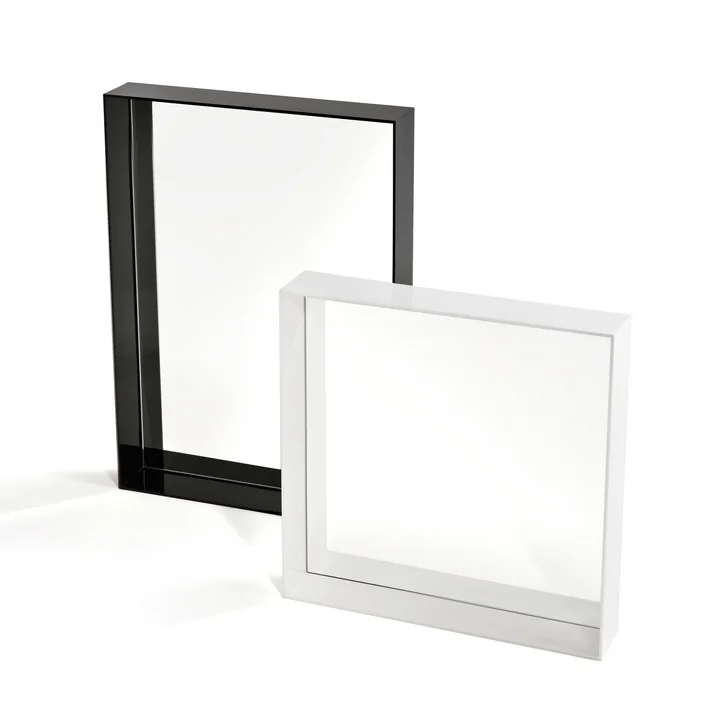 Only Me Spiegel, schwarz 50 x 70 cm, weiss 50 x 50 cm von Kartell