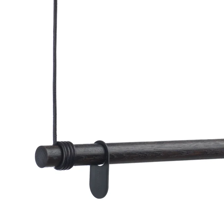 Swing Hängegarderobe von Lind DNA aus Eiche schwarz / Leder schwarz
