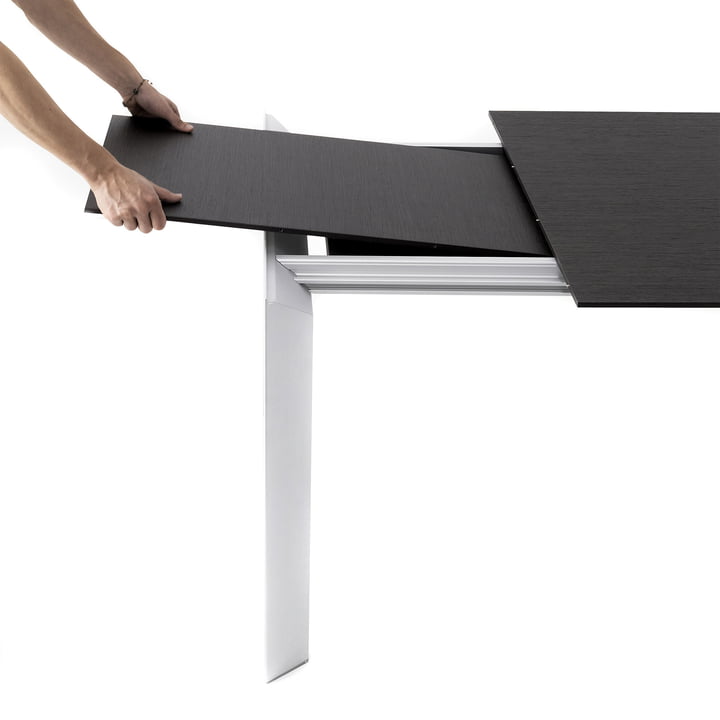 Ausziehbarer Esstisch