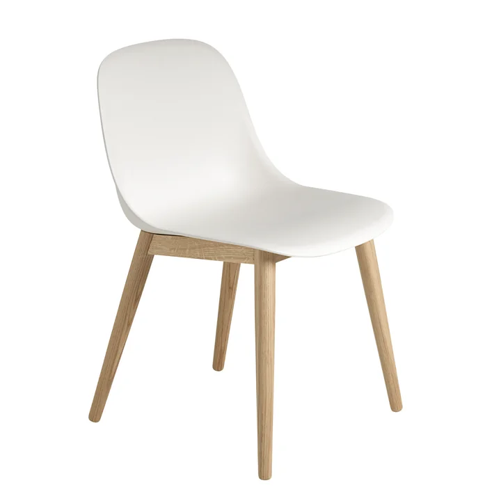 Fiber Side Chair Wood Base von Muuto in Eiche / weiss