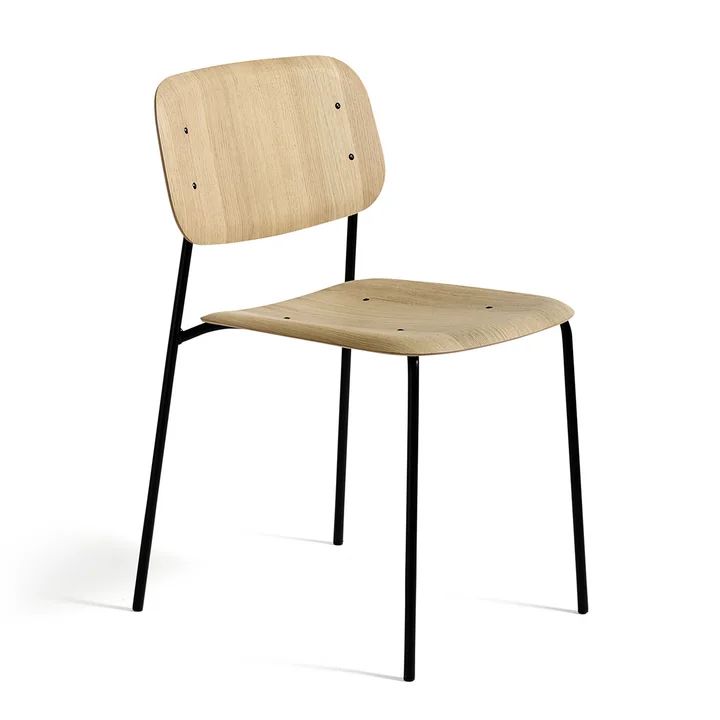 Der HAY - Soft Edge Stuhl in Eiche schwarz gebeizt mit gestell aus Stahl, pulverbeschichtet schwarz