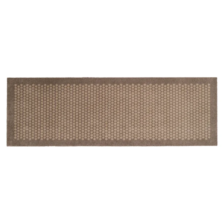 Dot Fussmatte 67 x 200 cm von tica copenhagen in sand