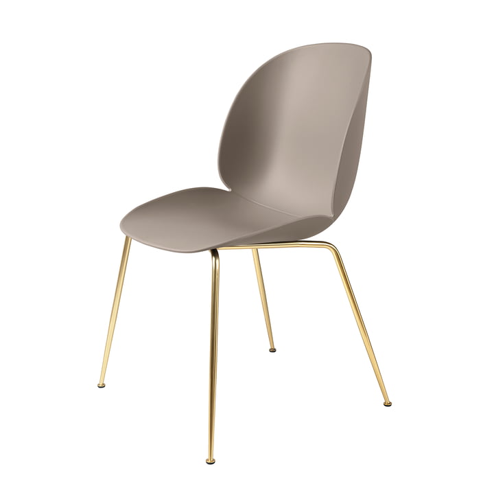 Beetle Dining Chair Conic Base von Gubi in Messing / New Beige