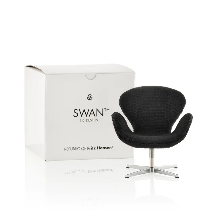 Der Fritz Hansen - Miniatur Schwan Sessel in schwarz