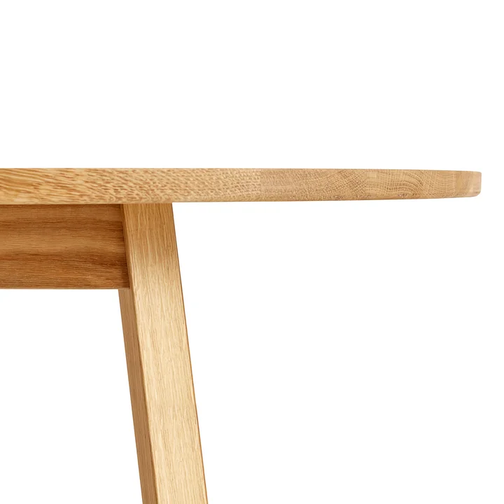 Triangle Leg Esstisch und Bank von HAY