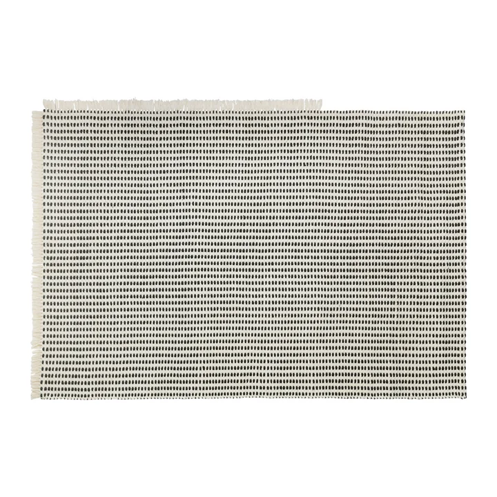 Way Outdoor Teppich, 140 x 200 cm in off-white / blau von Ferm Living