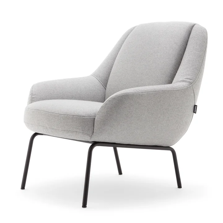 138 Sessel von freistil in tiefschwarz (RAL 9005) / seidengrau (5467)