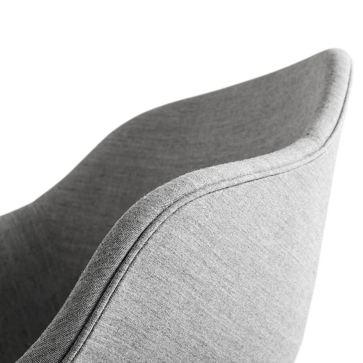About A Chair AAC 121 von HAY in Remix-133
