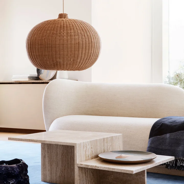 Geflochtene Rattan-Leuchte Belly von Ferm Living in natur