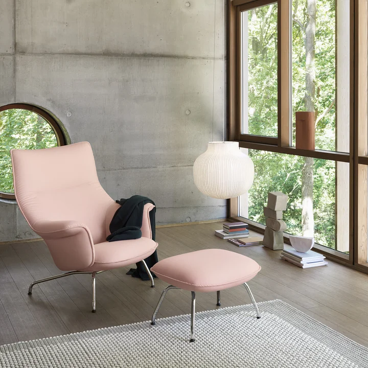 Doze Lounge Chair von Muuto mit Untergestell Chrom / Bezug rosa (Forest Nap 512)