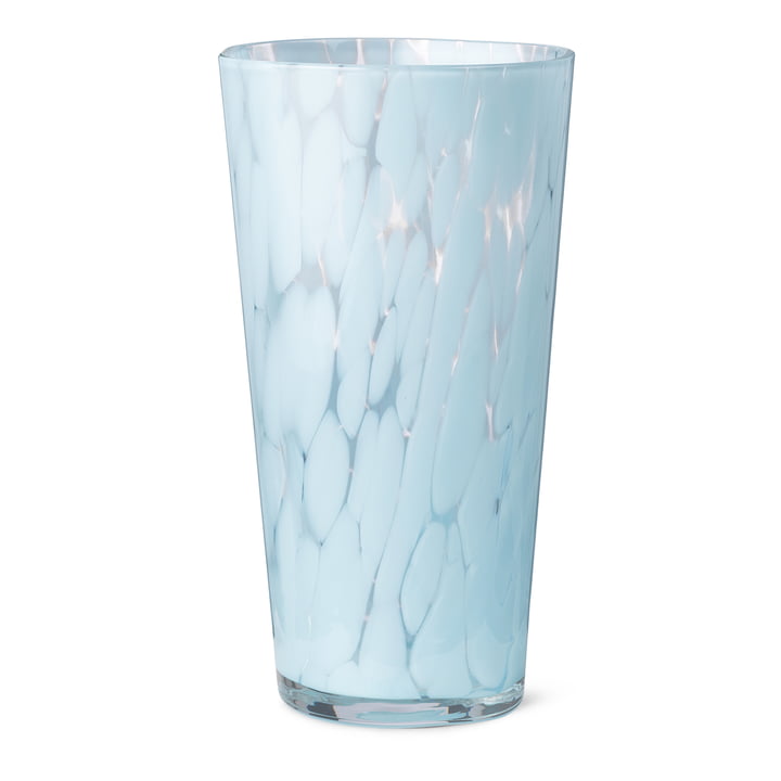 Die Casca Vase von ferm Living in pale blue