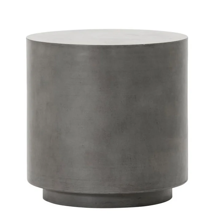 Der Out Beton Beistelltisch von House Doctor in grau, H 50 cm