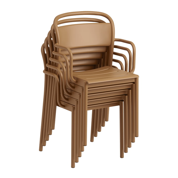 Der Linear Steel Armchair von Muuto gestapelt