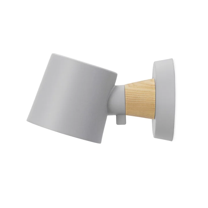 Rise Wandleuchte mit Wandhalterung von Normann Copenhagen in grau