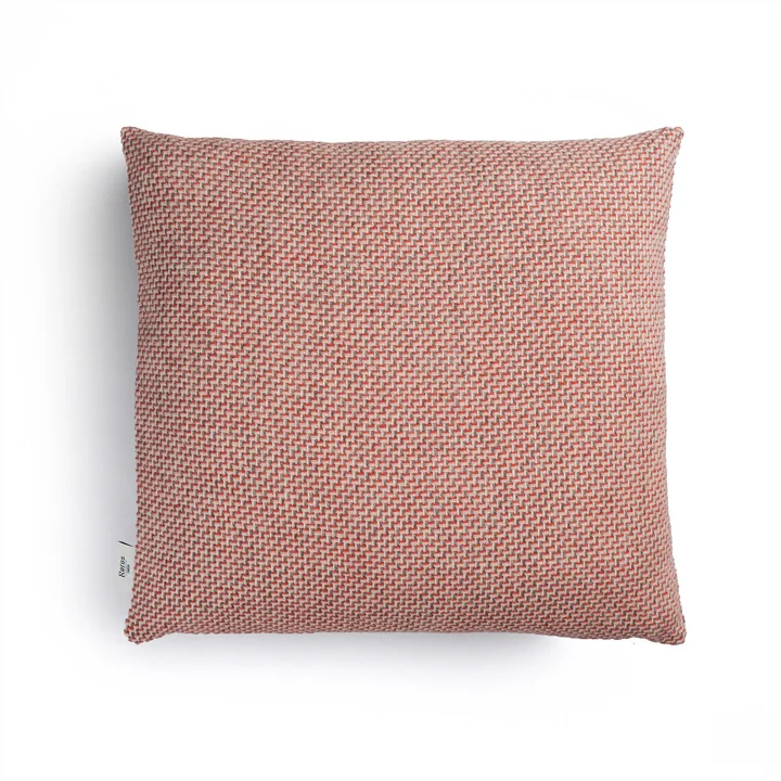 Una Kissen 50 x 50 cm von Røros Tweed in hellrot