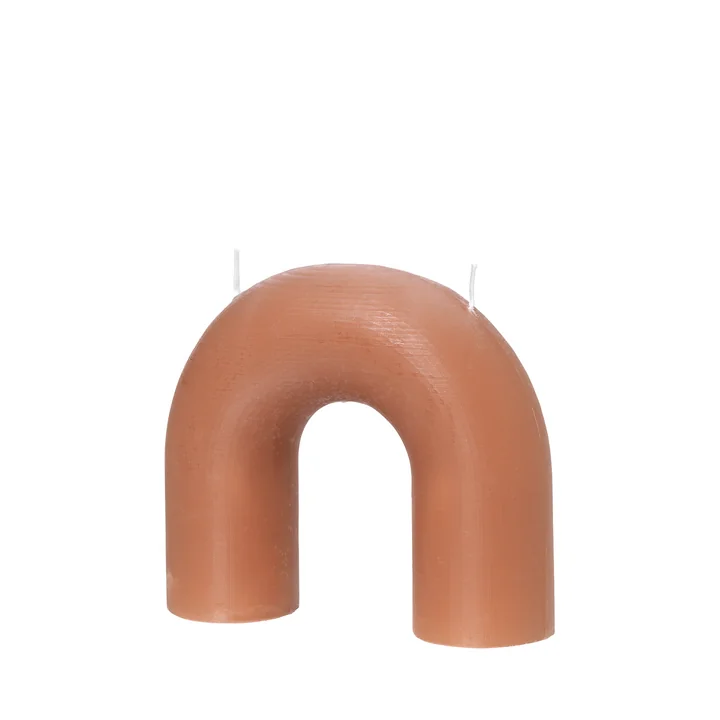 Bend Kerze von Broste Copenhagen in der Ausführung indian tan