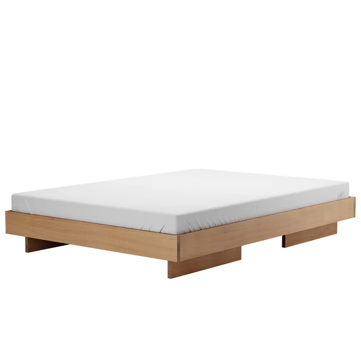 OUT Objekte unserer Tage - Zians Bett Small 140 x 200 cm, Eiche gewachst