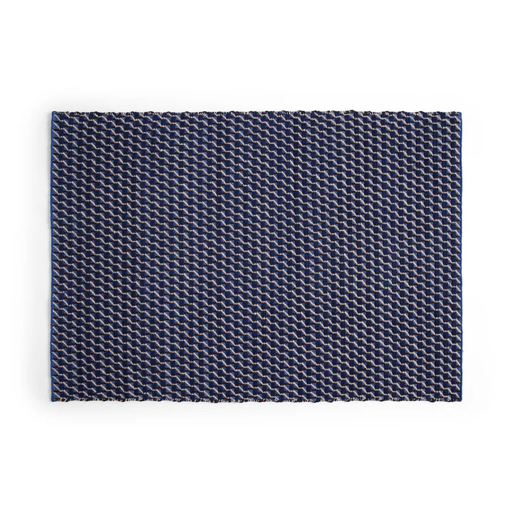 Channel Teppich, 170 x 240 cm, blau / weiss von HAY