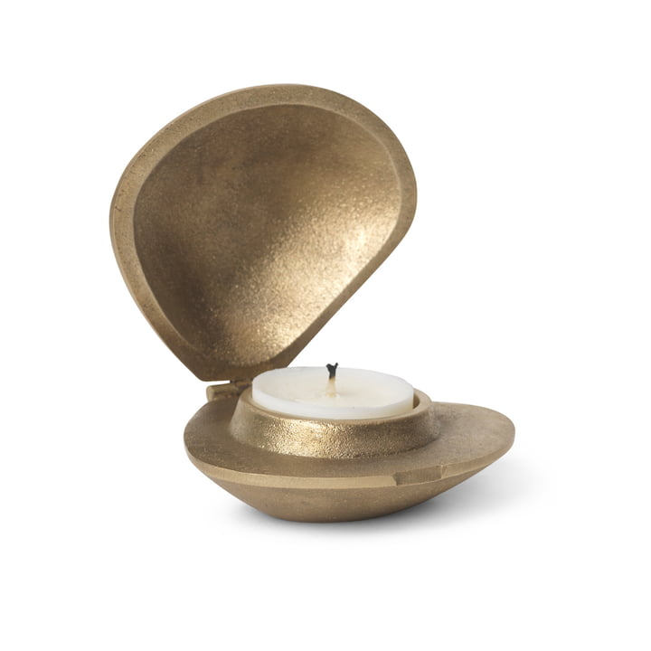 Clam Teelichthalter, messing von Ferm Living