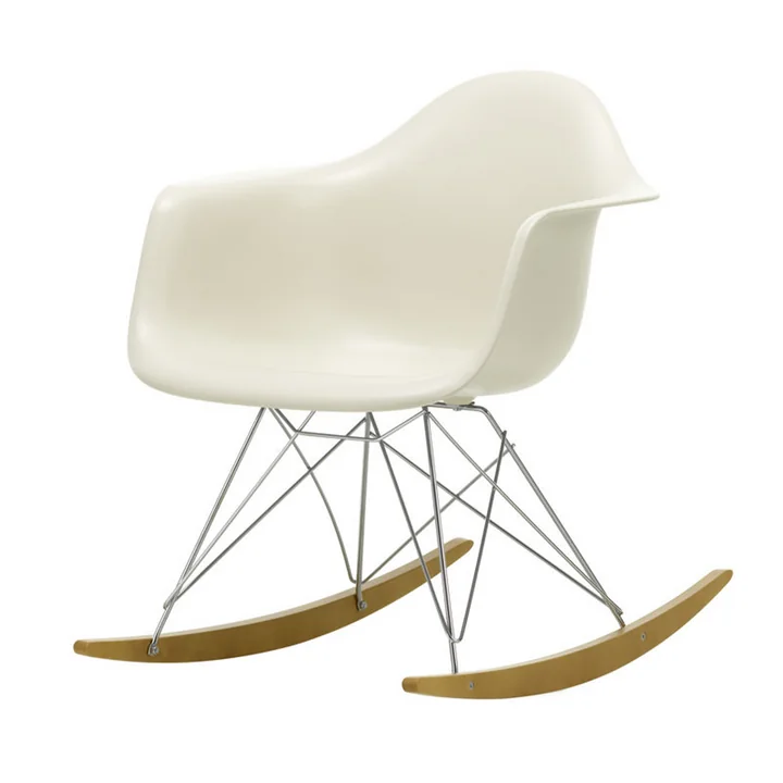 Eames Plastic Armchair von Vitra