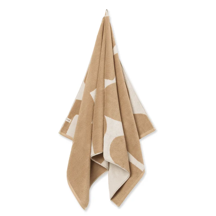 Ebb Badetuch, sand/naturweiss von Ferm Living