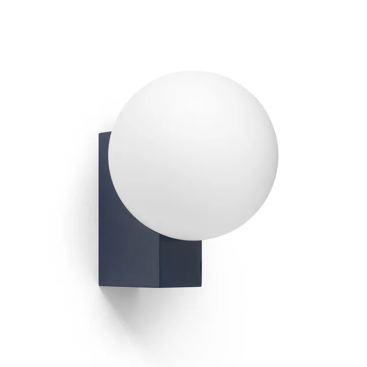 &Tradition - Journey SHY2 Wandleuchte, stahlblau / Opalglas