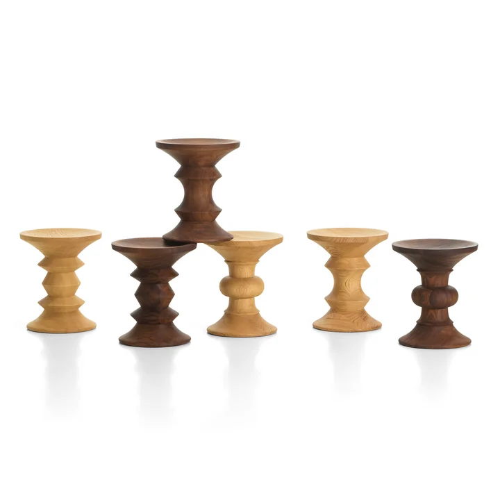 Vitra - Eames Hocker, Kastanie natur und Nussbaum dunkel