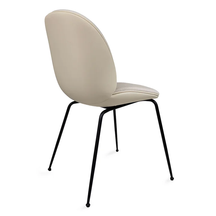 Gubi - Beetle Dining Chair Vollpolsterung (Conic Base), schwarz / Vidar (146) / Leder Valencia (Exclusive Edtion)