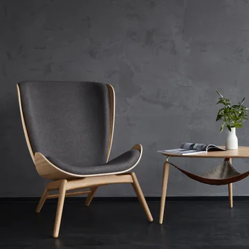 Der Umage - The Reader Armchair mit Beistelltisch 