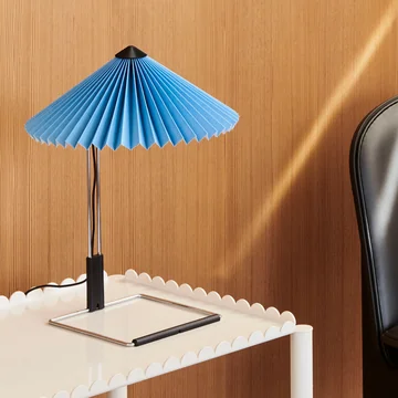 Matin LED Tischleuchte S, placid blue / mirror von HAY
