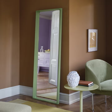Arced Spiegel, 170 x 61 cm, hellgrün von Muuto