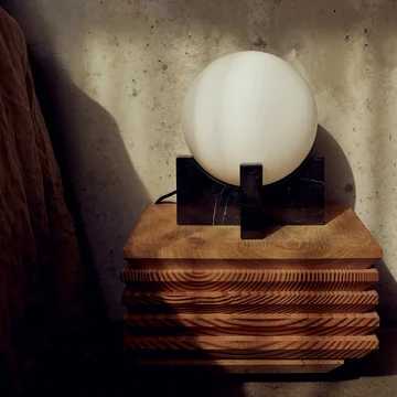 Frandsen - Hito Tischleuchte / Wandleuchte, schwarz- weiss