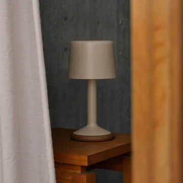 HOUE - Luu LED Solar-Akkuleuchte, beige