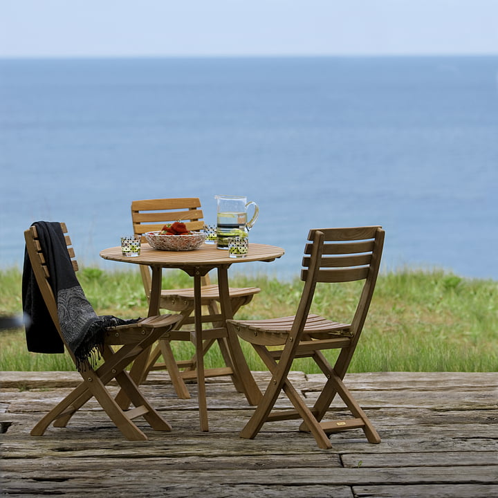 Robust und wetterfest: Skagerak Vendia Tisch und Stühle